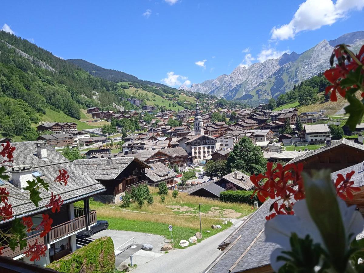 Hotel Les Sapins La Clusaz Buitenkant foto