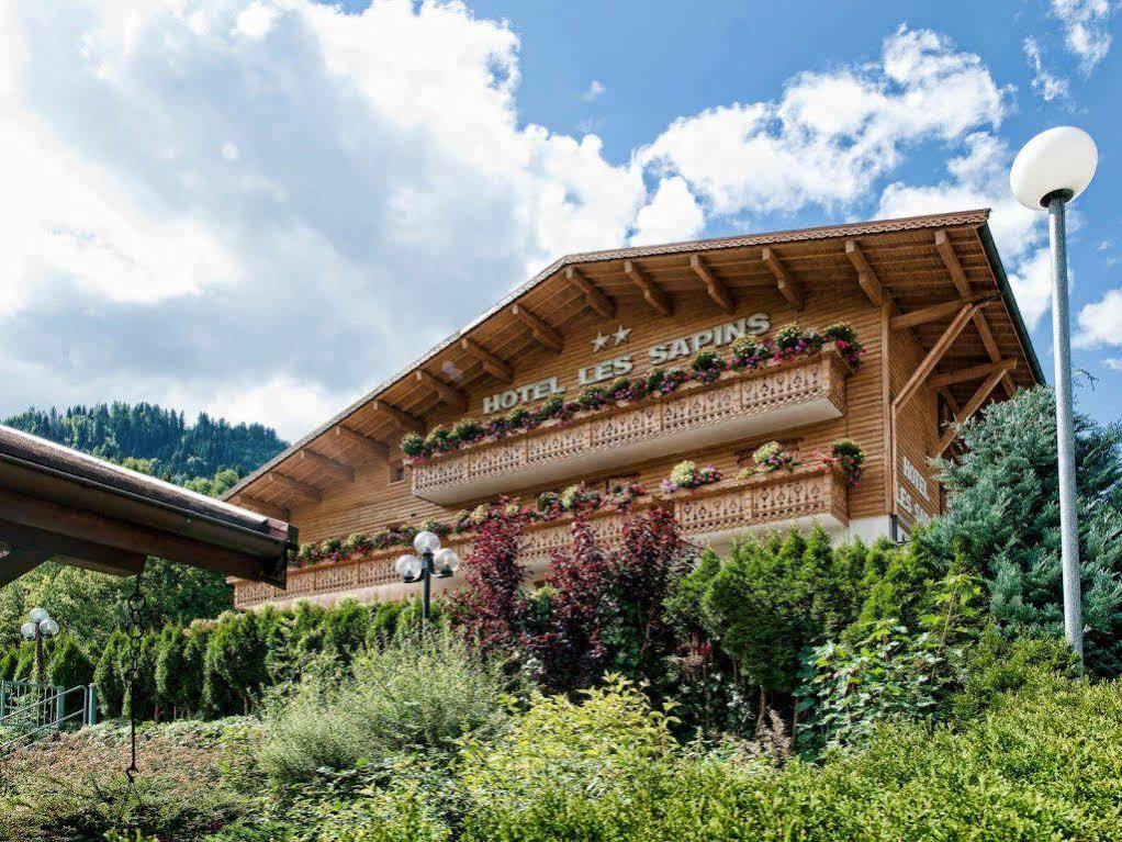 Hotel Les Sapins La Clusaz Buitenkant foto